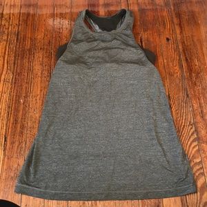 SMALL Lulelemon Green Tank w/ Lululemon Sports Bra